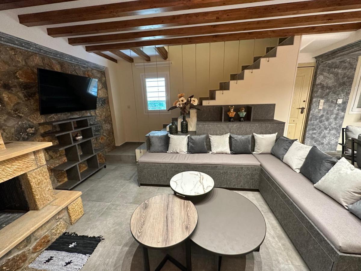 Nikole's Luxury 180m2 Holiday home *