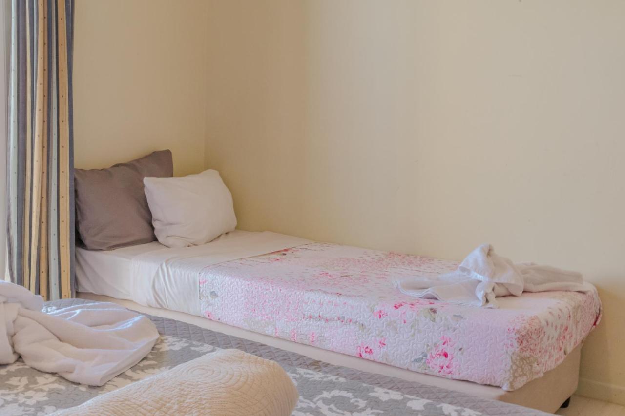 Blue Lagoon Apartment Amoudi