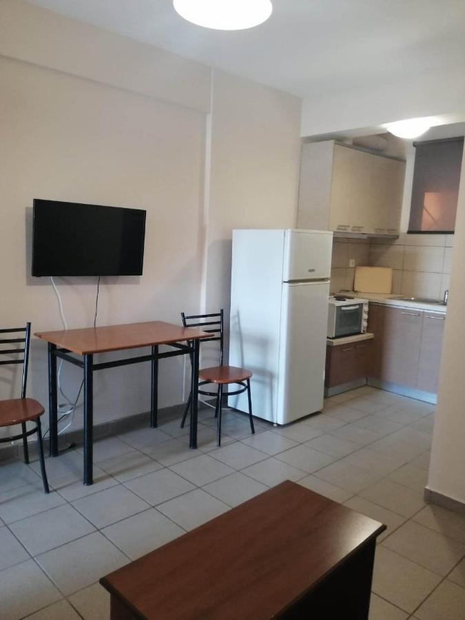 Alexandra'S Glifa Apartments Apartment