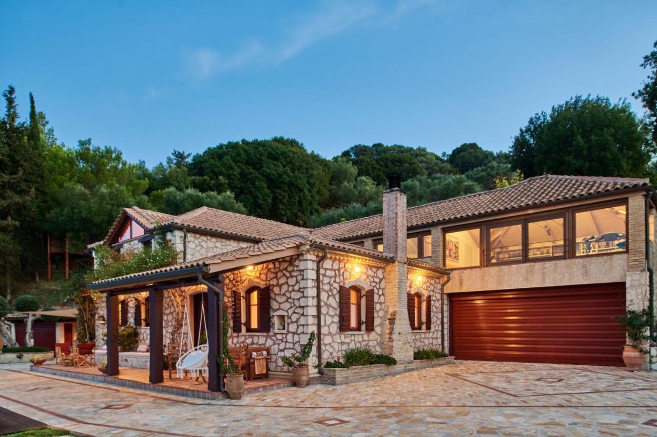 Wild Oak Estate - Stunning Views At A Dreamy Location, By Zantewize Holiday home *