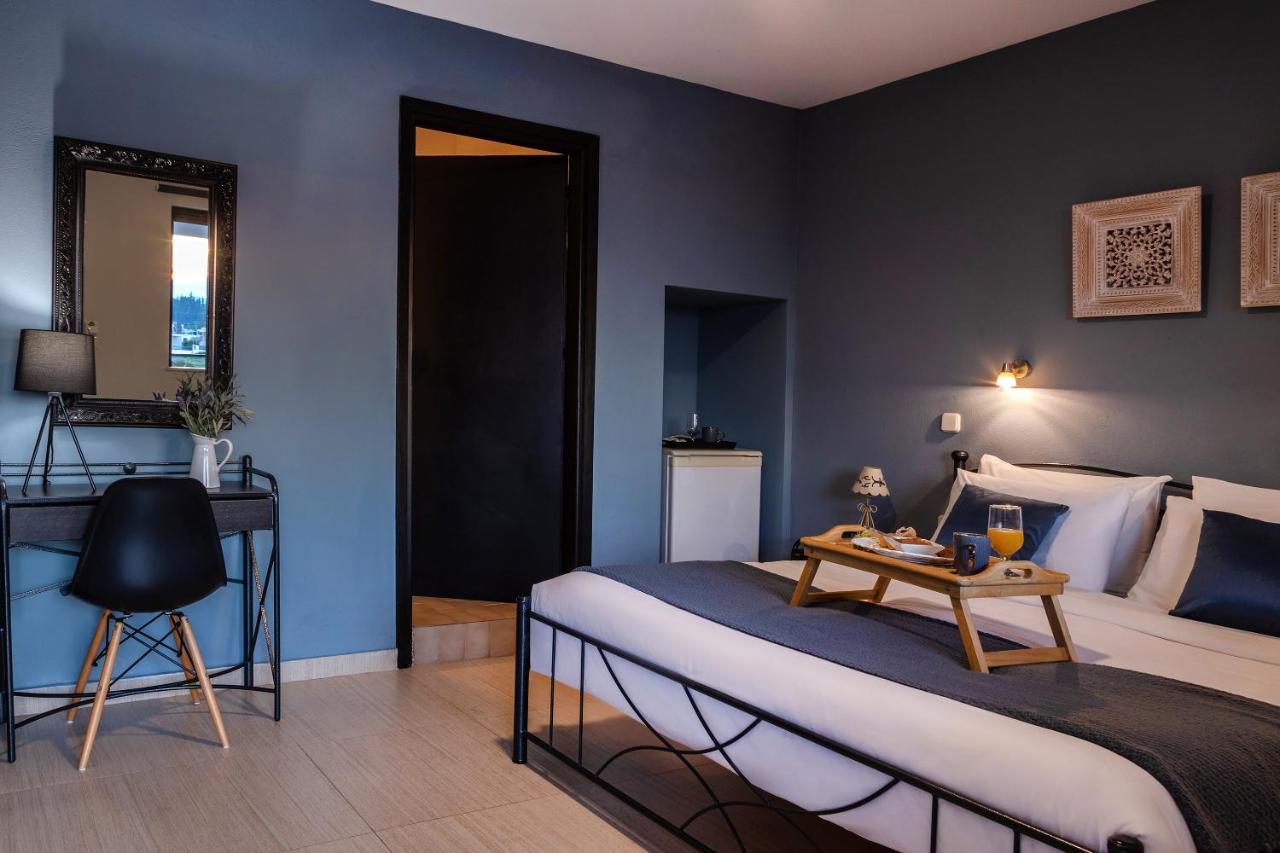 Hotel Jo Marinis *