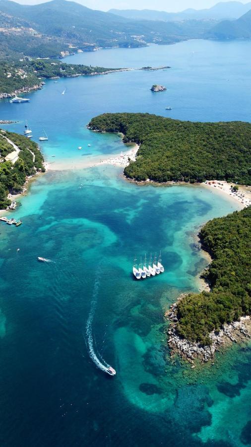 Azure & * Sivota (Epirus)