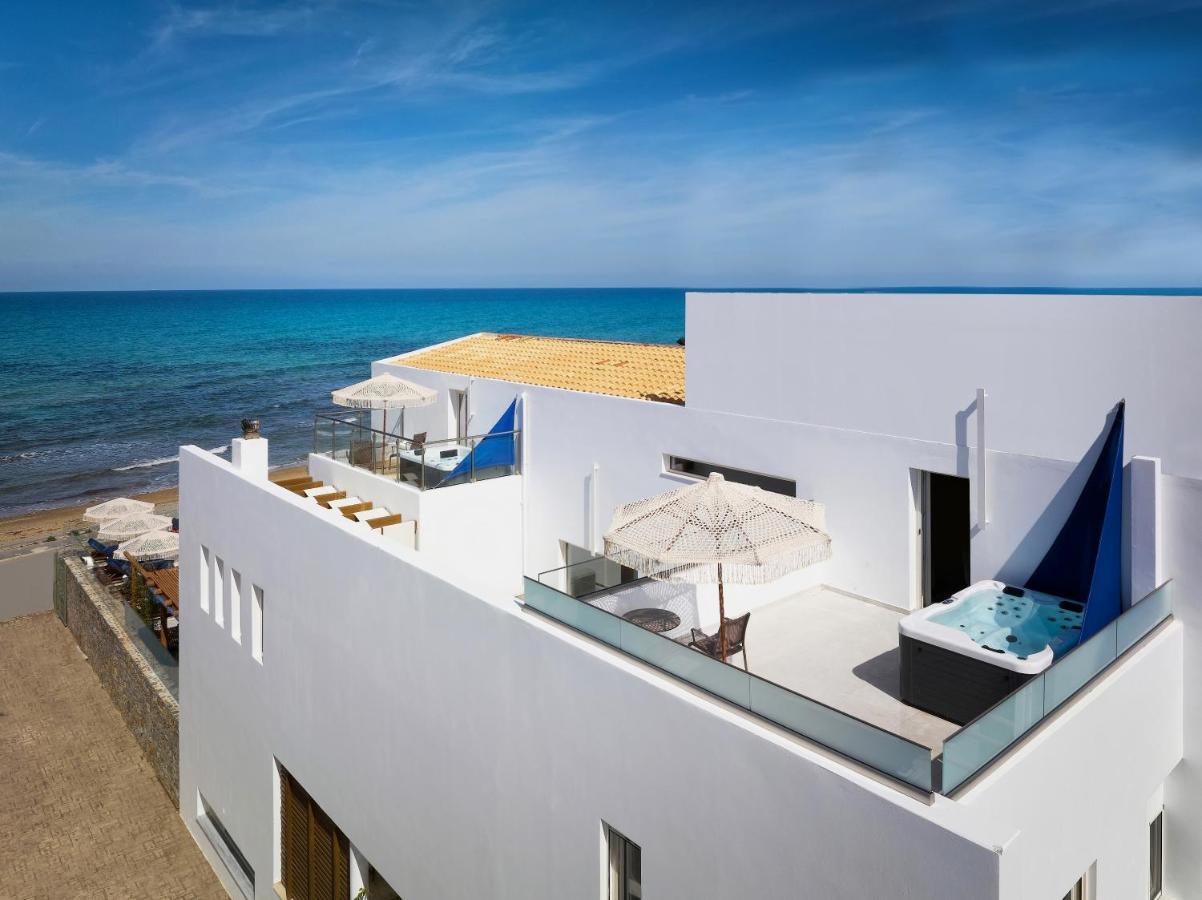 Rodo Seafront With Heated Private Pool And Jacuzzis By Volta And Kokkini Hani