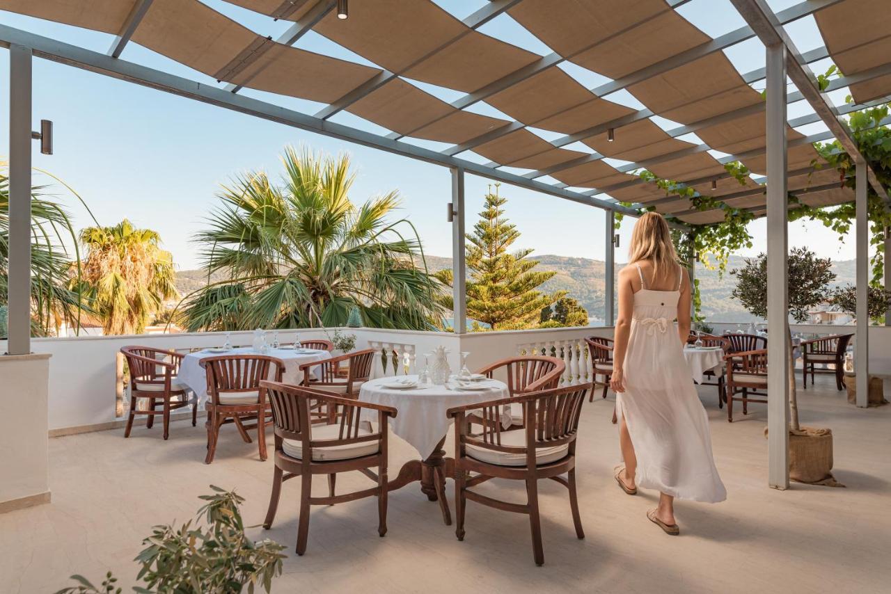 Hotel Ino & 3*