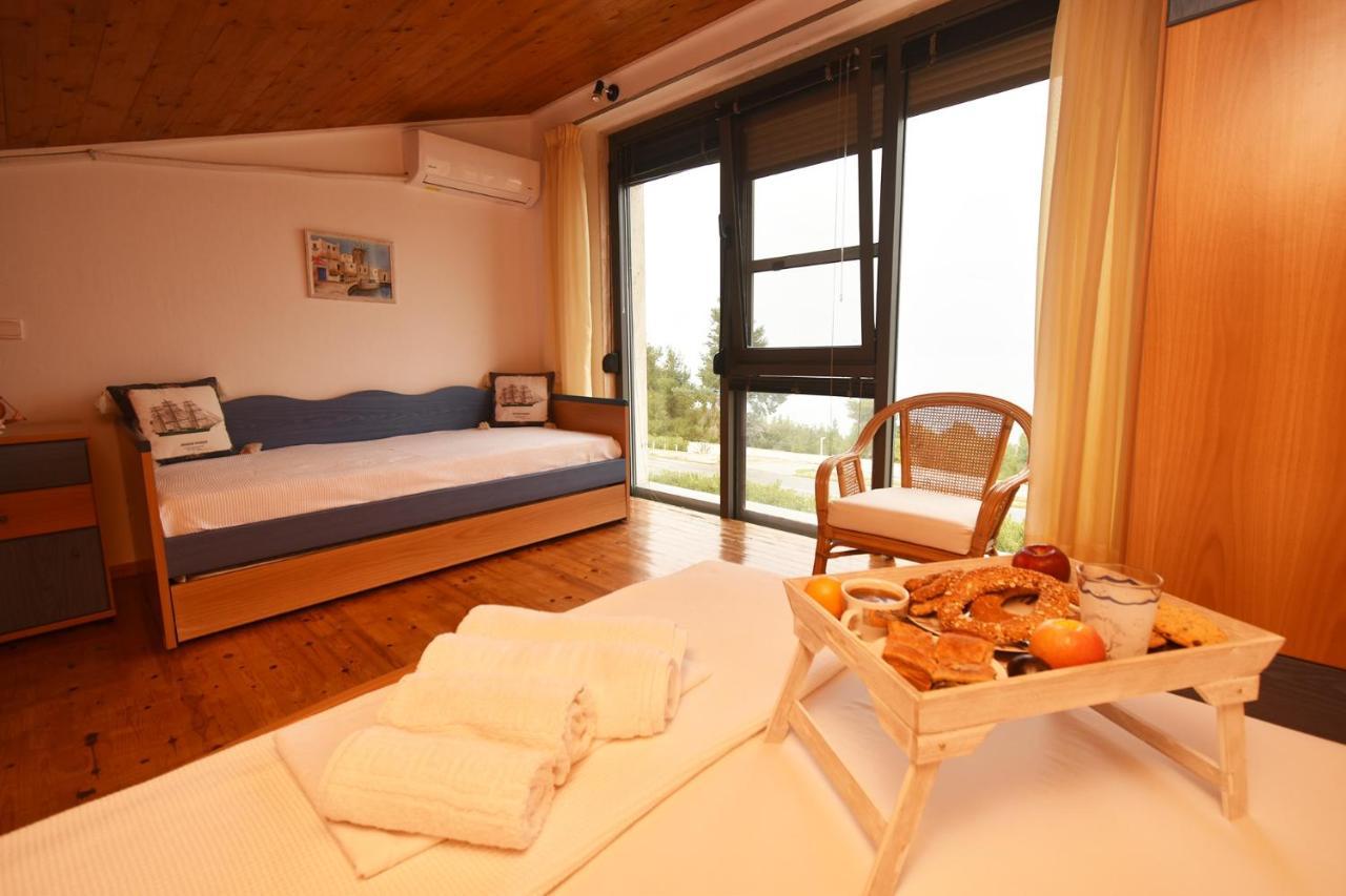 Olia Sea View Shared Pool Villa, Holiday home