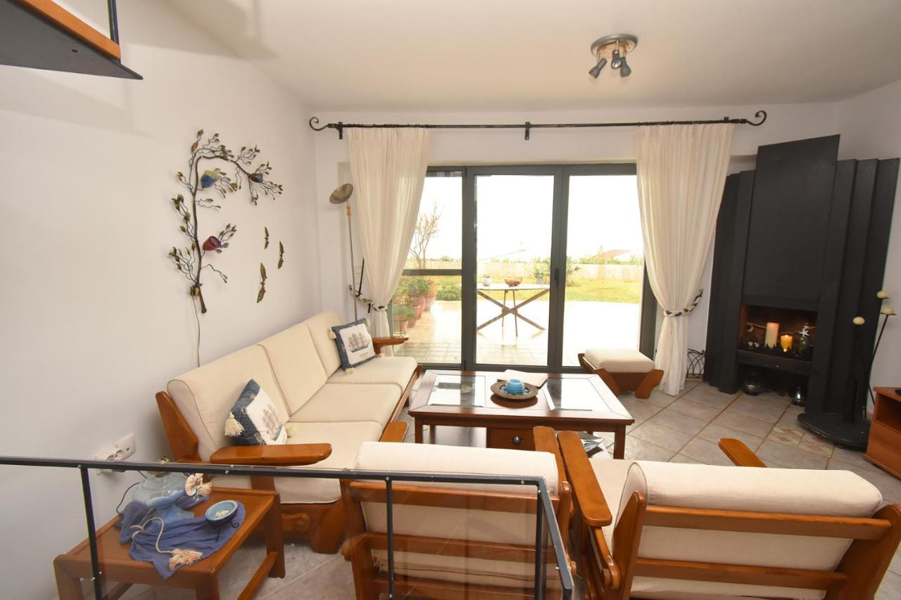 Olia Sea View Shared Pool Villa, Holiday home
