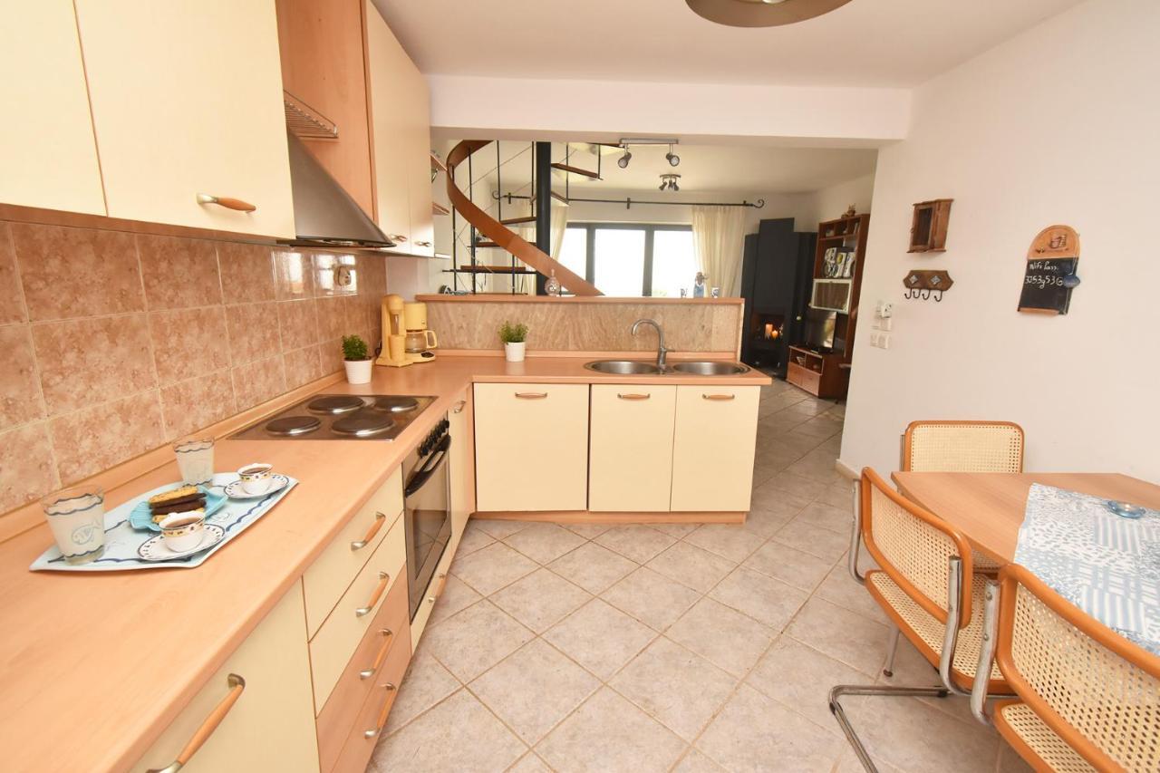 Olia Sea View Shared Pool Villa,