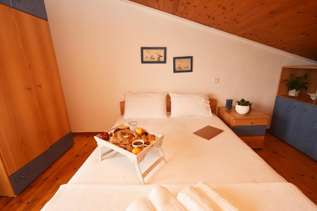 Olia Sea View Shared Pool Villa, Nea Fokea