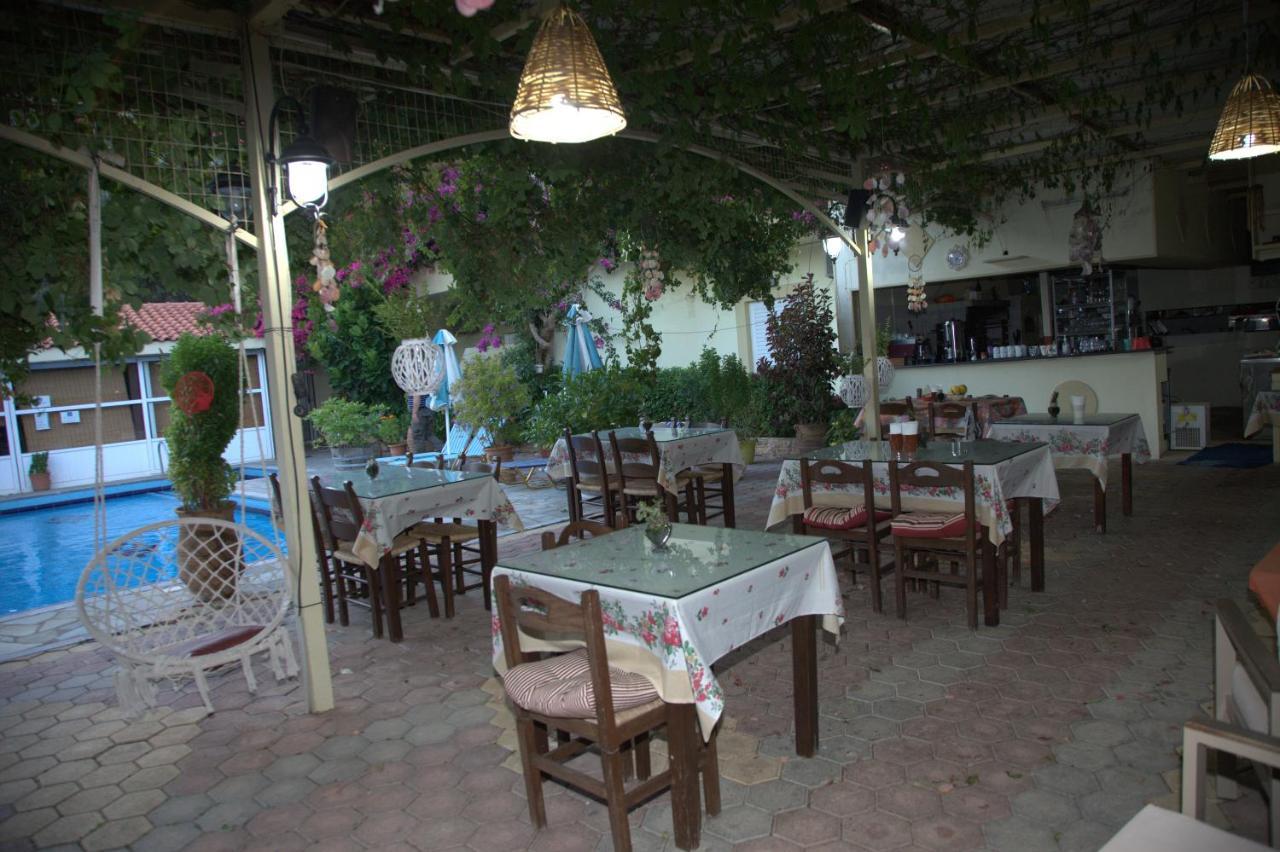 Aparthotel Sunrise Hotel & Apartments Rodakino