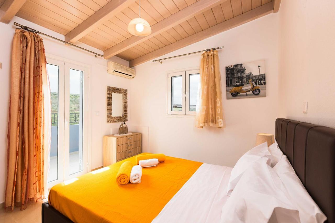 Villa Blue 1 - With Private Pool