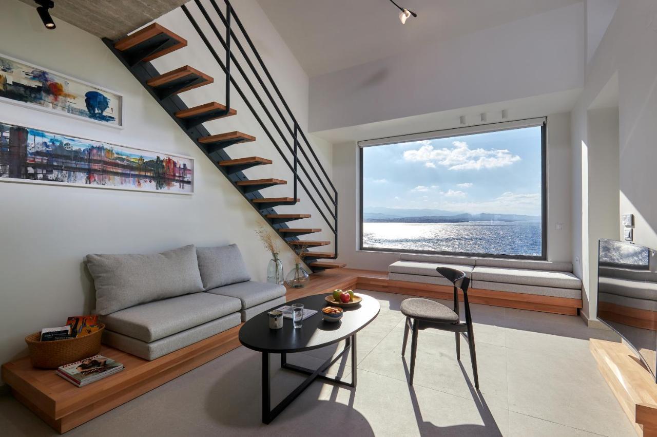 Pachnes Luxury - Heated Pool, Sea View *