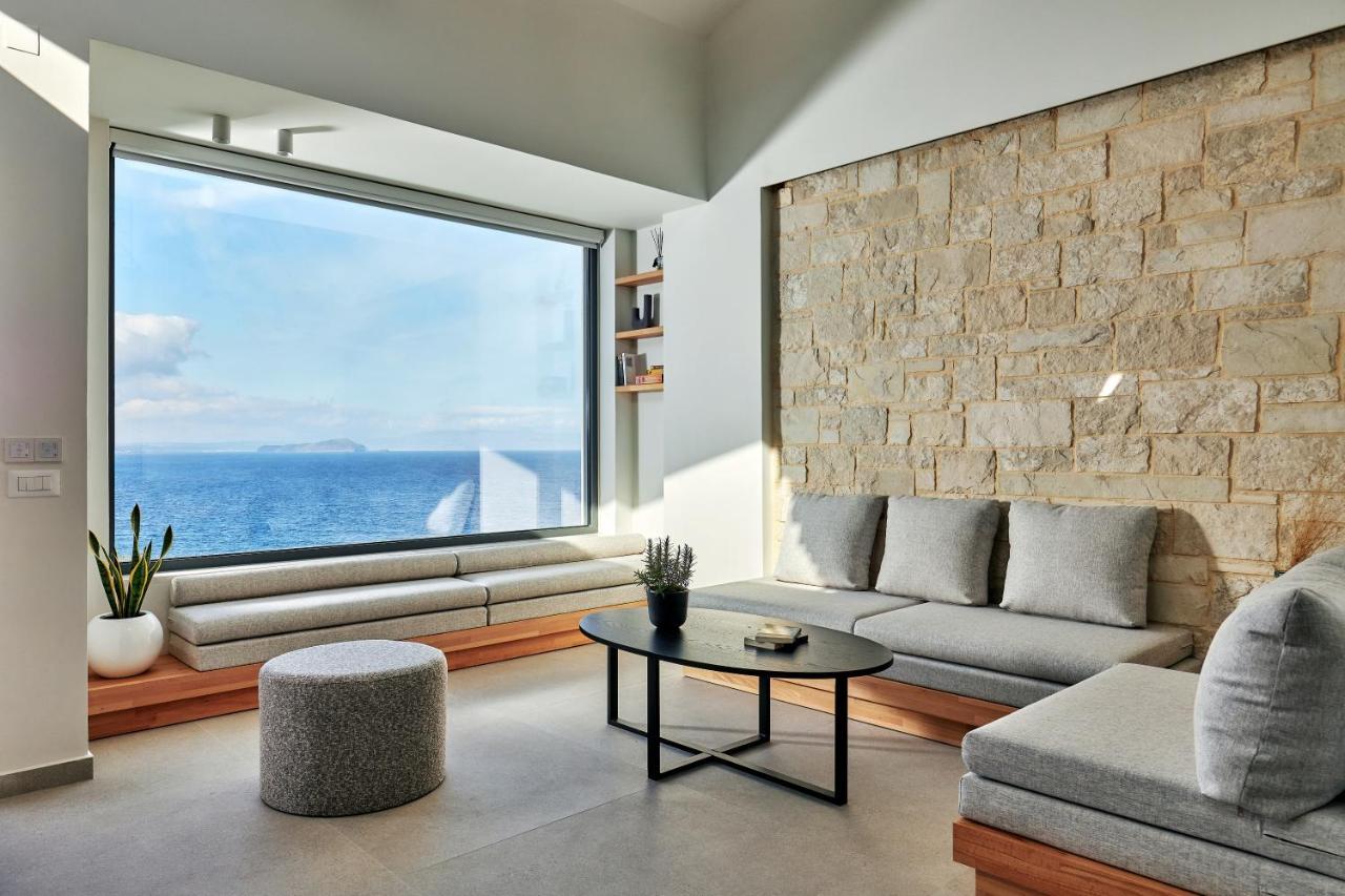 Pachnes Luxury - Heated Pool, Sea View *