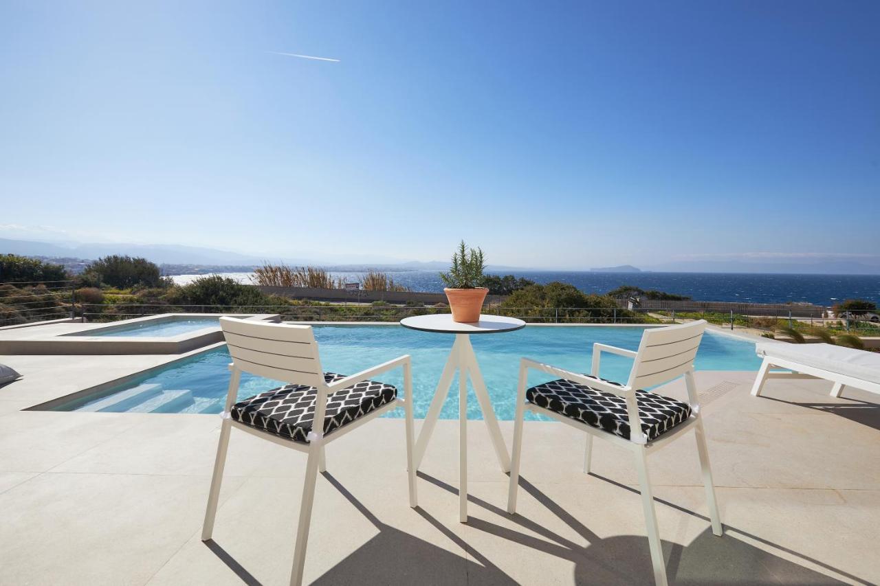 Apartment Pachnes Luxury - Heated Pool, Sea View