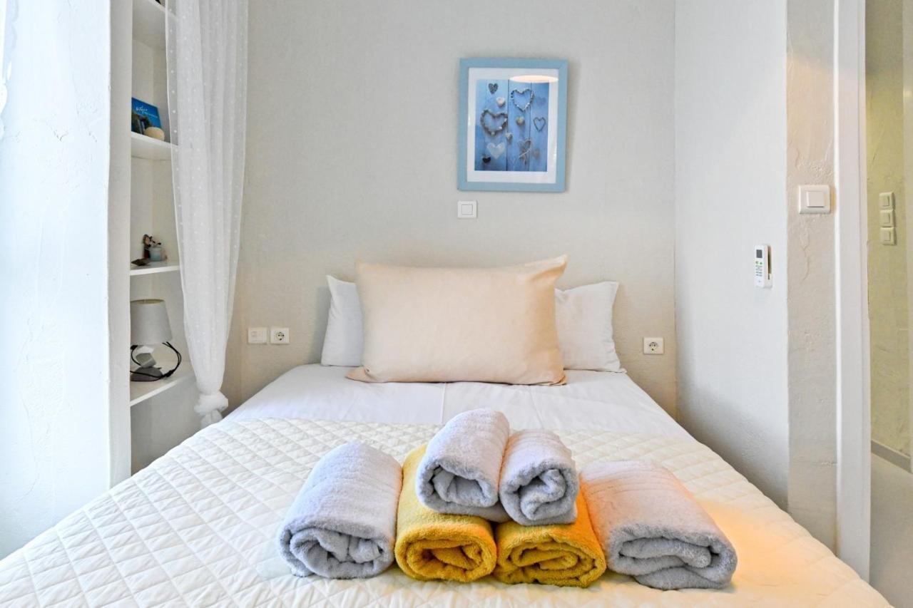 Holiday home Eliza With A Swimming Pool And Sea View In The Area Of Otzia, On The Island Of Kea Otzias