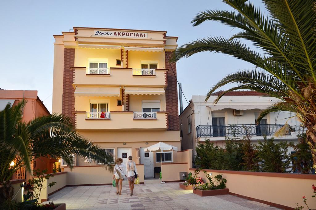 Studios Akrogiali
