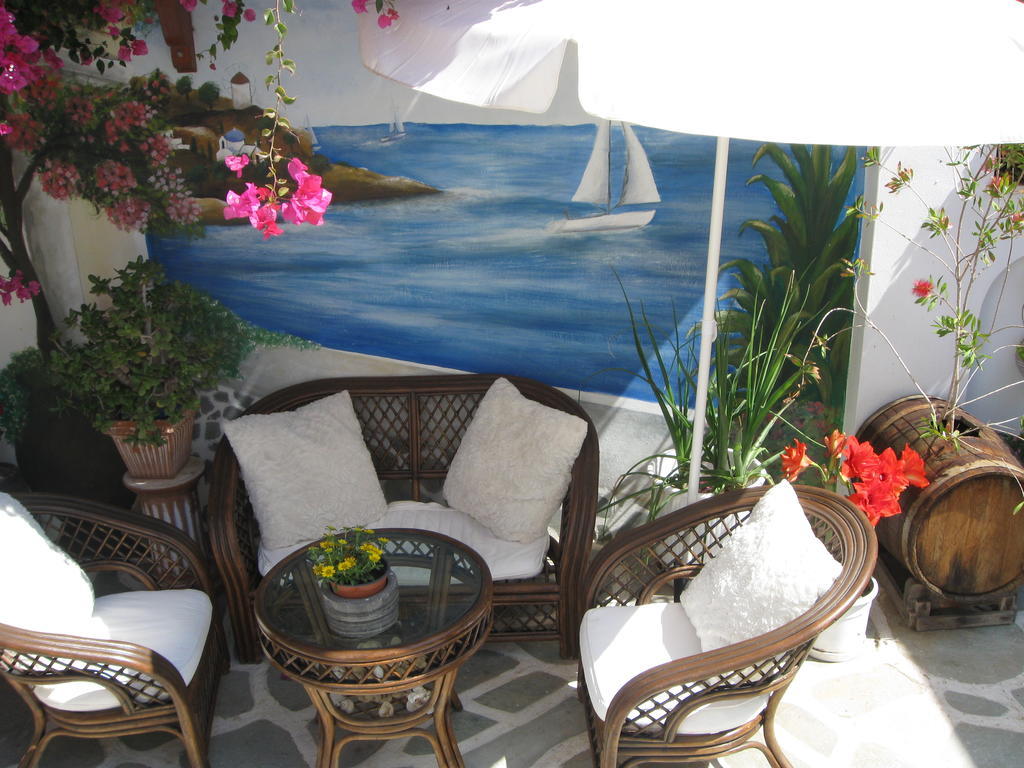 Batistas * Naousa (Paros)