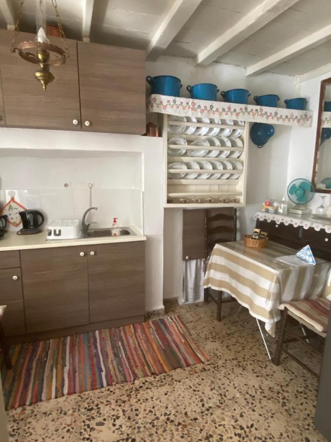 Marthas Traditional House * Symi