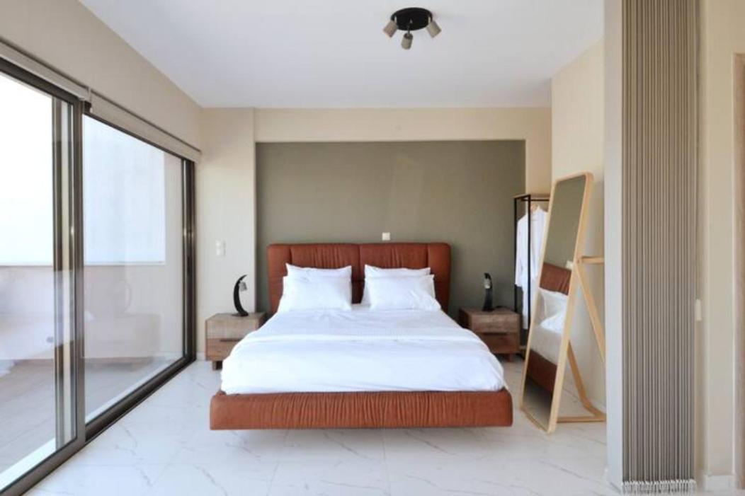 Spacious & Minimal Near Airport Peania Coniann Filoxenia