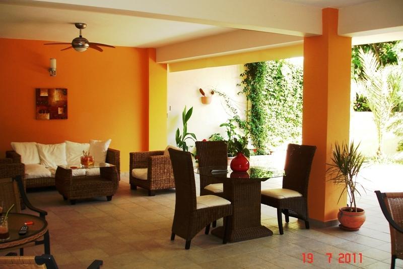 Telethrio Apartment