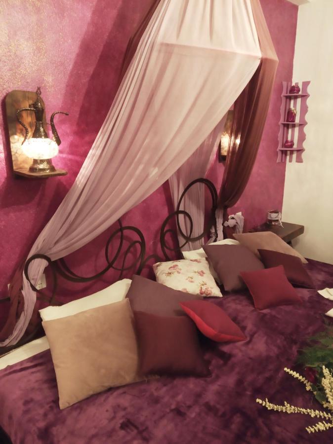 Athina-milina Inn