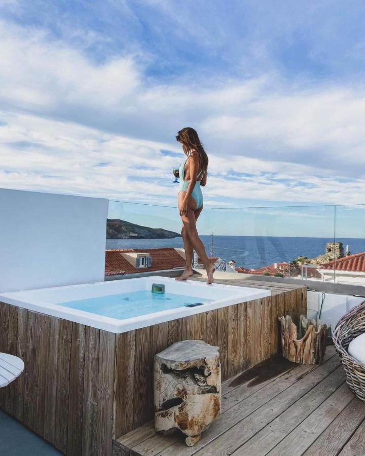 Castel Abaso Boutique By Explore *
