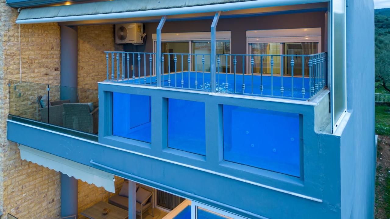 Grand Suites With Private Pools Kalamata