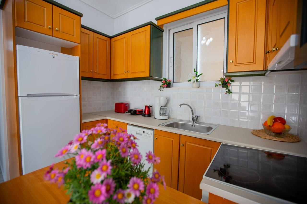 Apartment Poly's Charming - City Center & Near The Beach 2bedroom Nafpaktos
