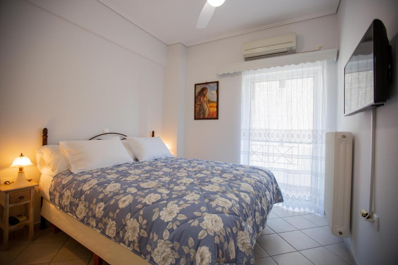 Poly's Charming - City Center & Near The Beach 2bedroom Apartment Nafpaktos
