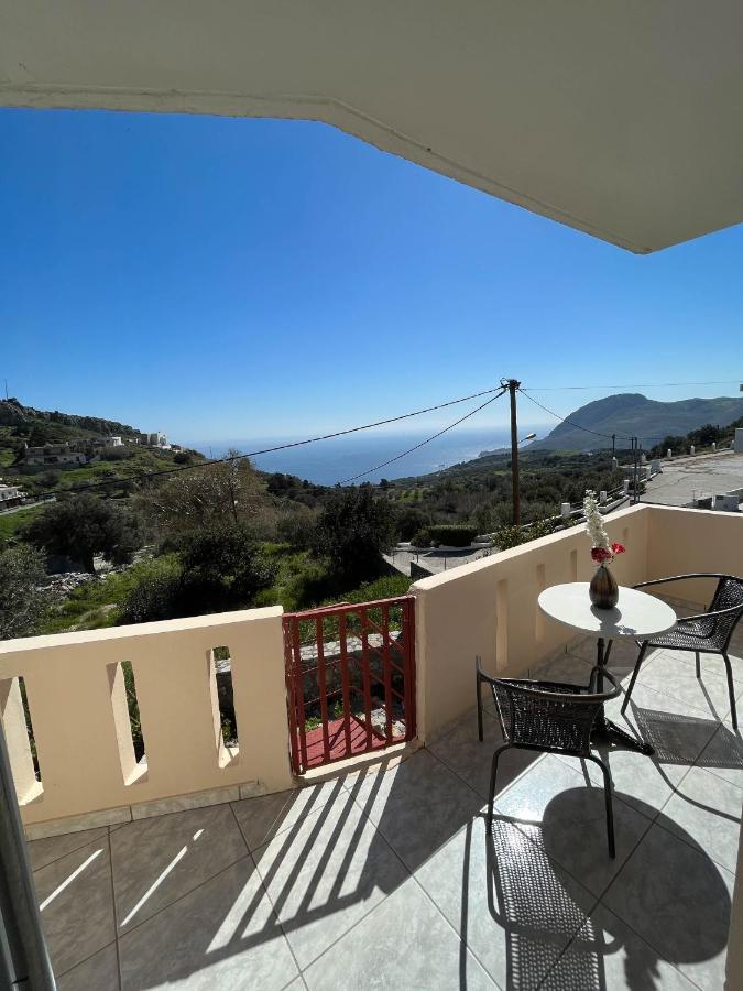 Villa Petasos House - Garden - Sea View Sellia (Rethymno)
