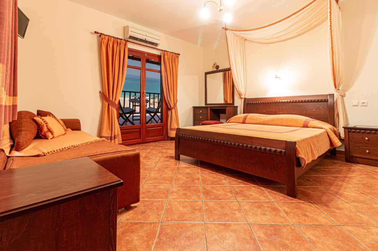 Pelagos Hotel *