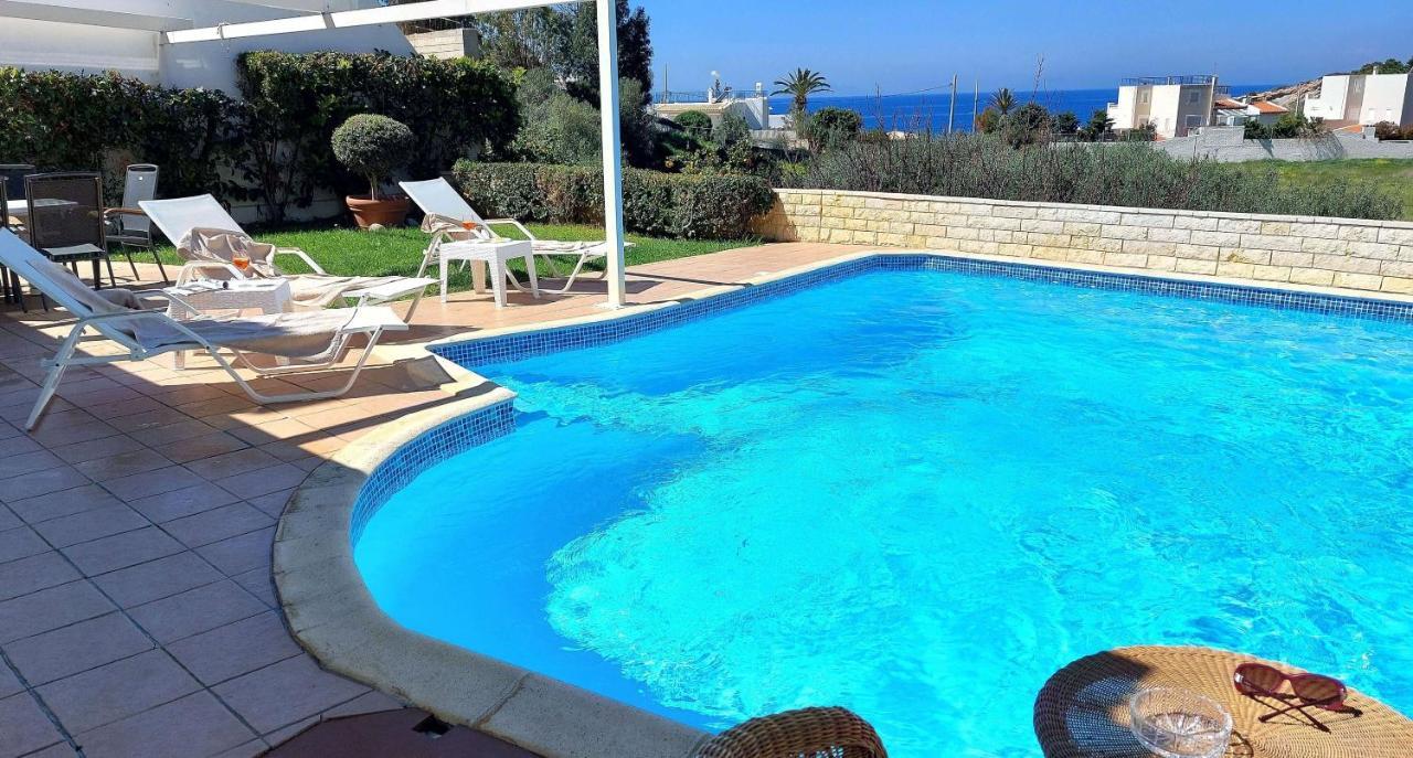 Villa Sunjoy Close To The
