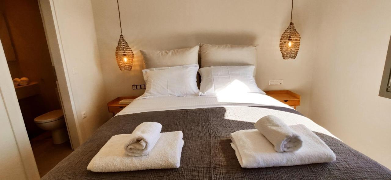 Villa Veneterra-pool-seaview-conciergeservices *