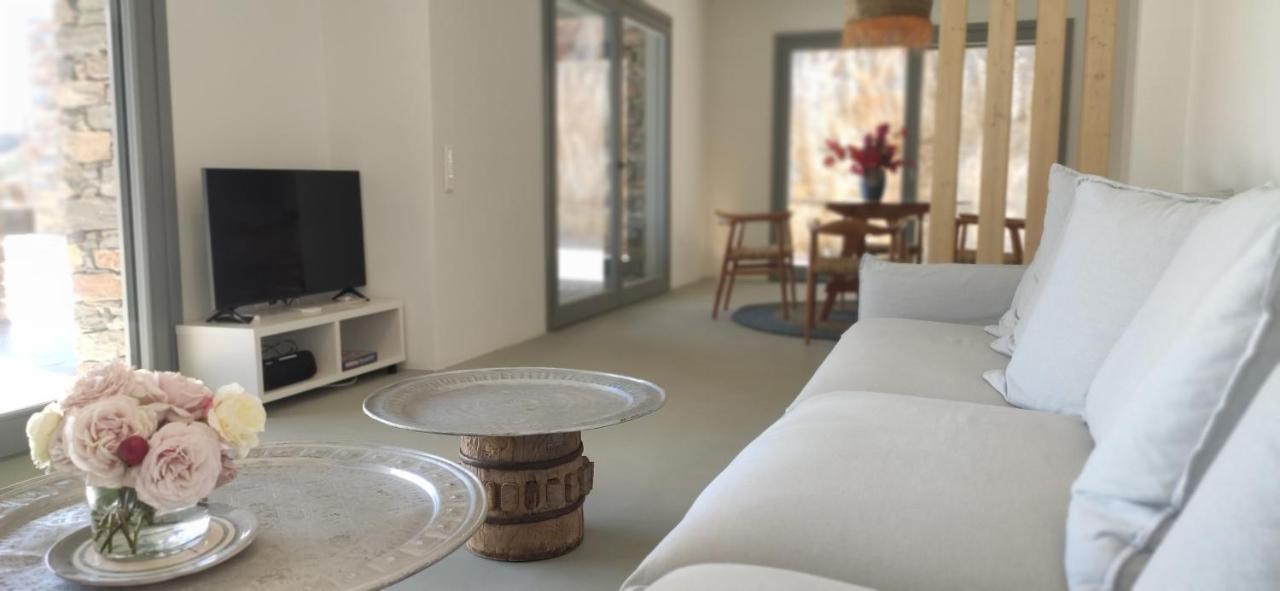 Villa Veneterra-pool-seaview-conciergeservices *