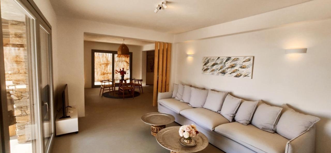 Villa Veneterra-pool-seaview-conciergeservices *