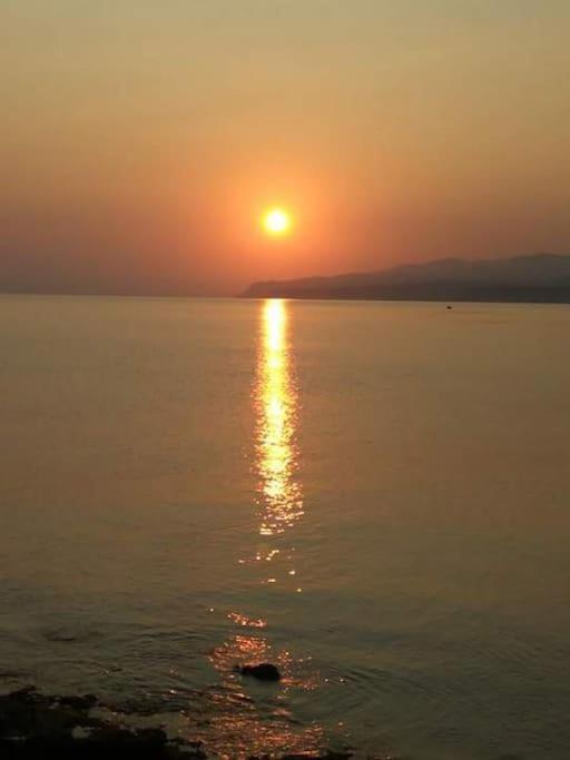 Luxury Seaside Villa,heraklion Crete Villa *