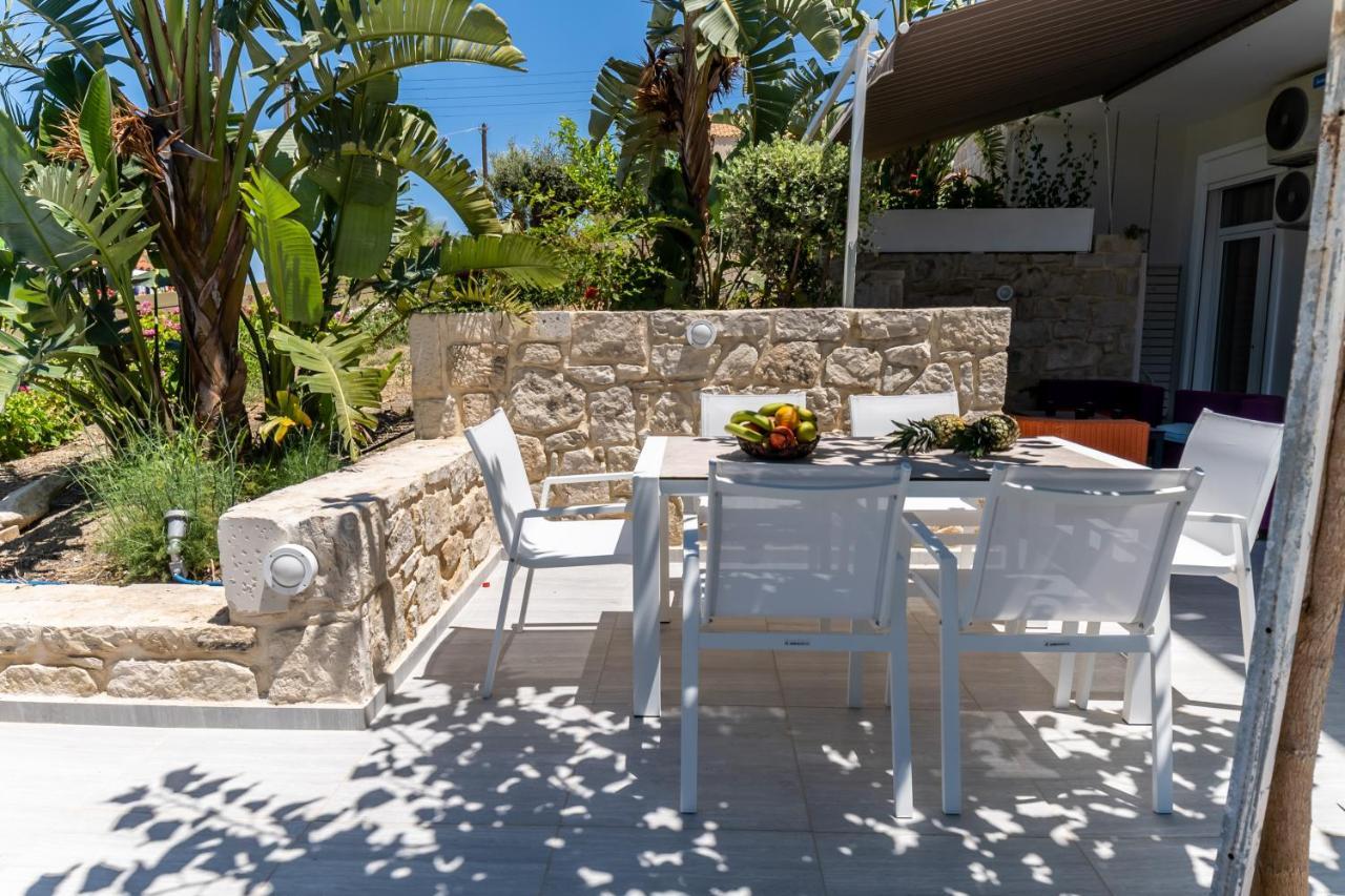 Villa Thomas House - Private Pool - Sleeps 6 Hersonissos (Crete)