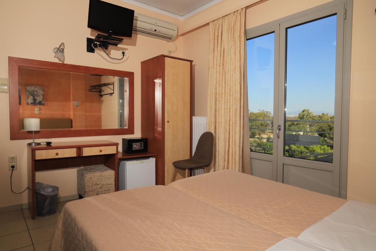 Ikaros Elliniko Hotel 2*