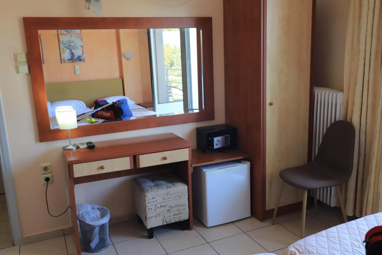 Ikaros Elliniko Hotel