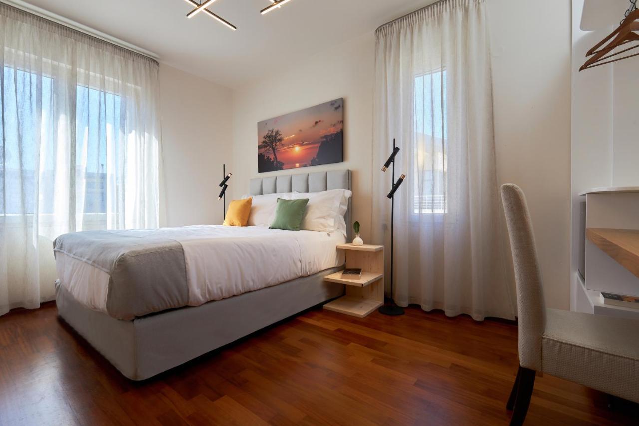 Villa Rodo Seafront With Heated Private Pool And Jacuzzis By Volta And *