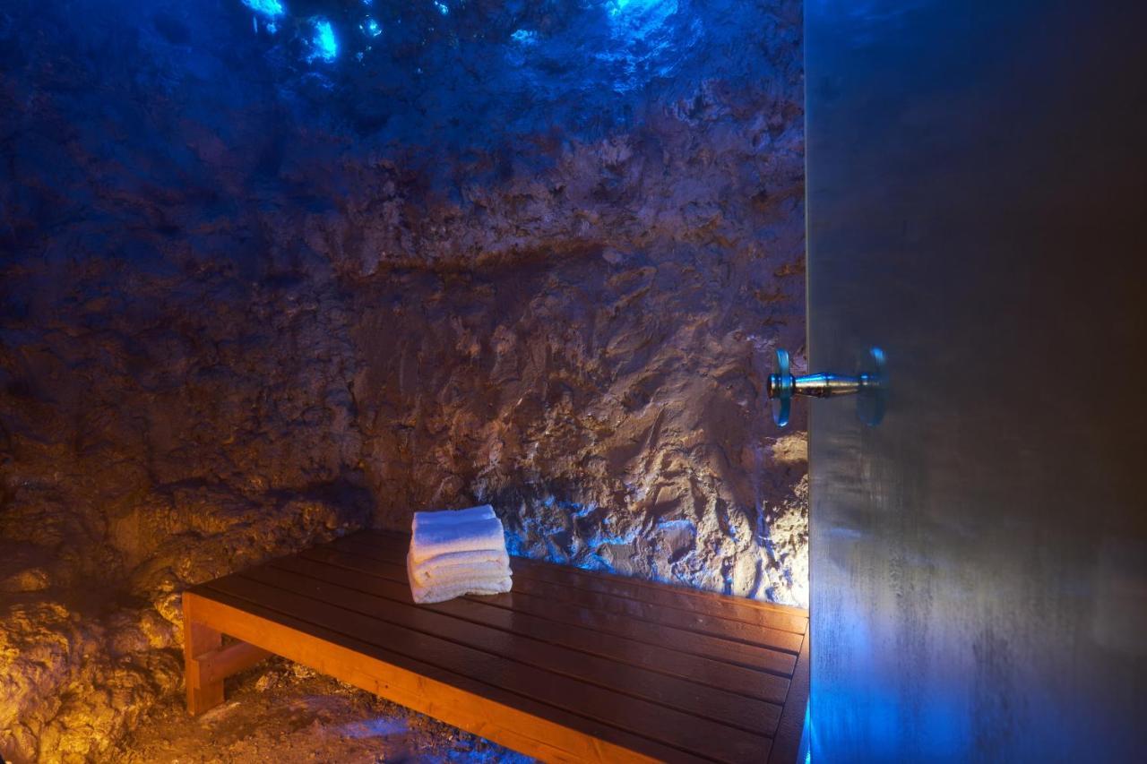 Rodo Seafront With Heated Private Pool And Jacuzzis By Volta And
