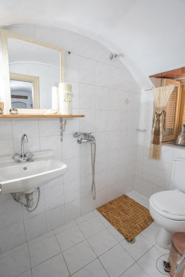 Holiday home Mansion House Chalki Town