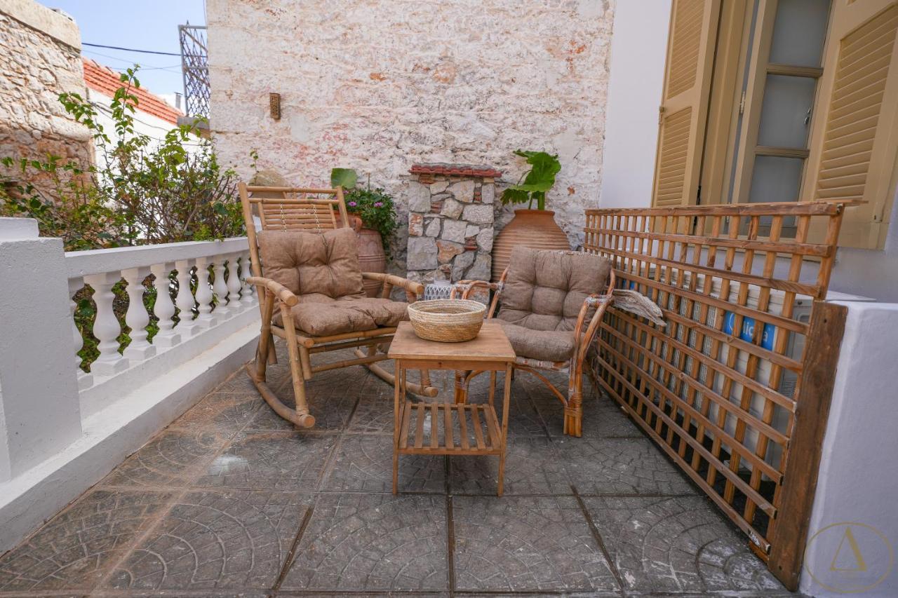Mansion House Holiday home Chalki Town