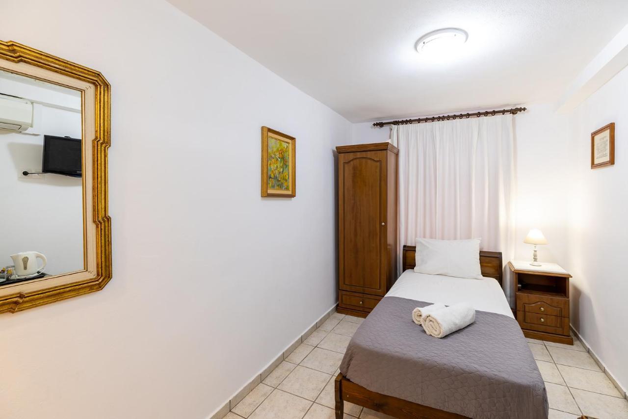 Guest house Achilleas Hydra (Saronic Islands)