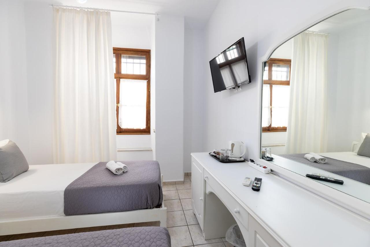 Achilleas 3* Hydra (Saronic Islands)