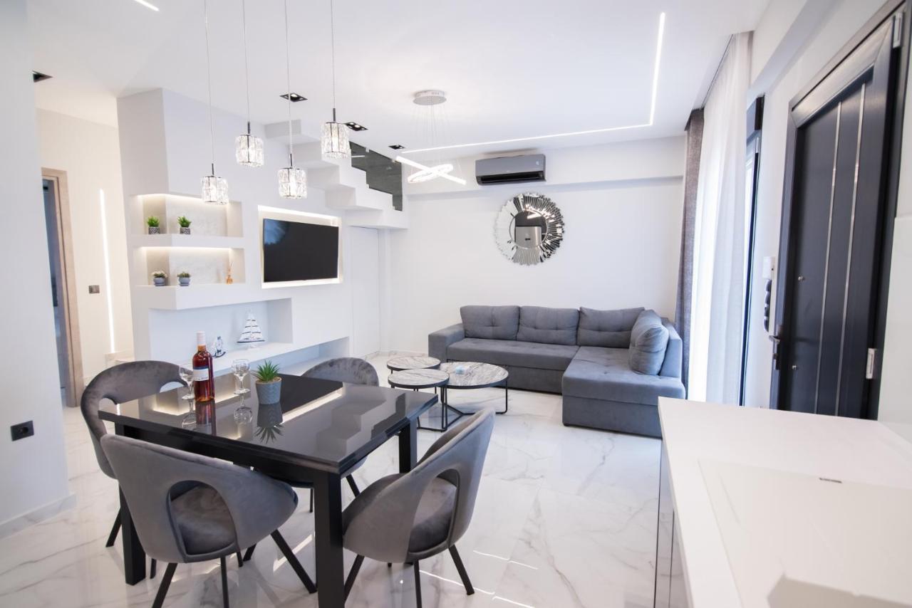 Apartment Rafaela Flogita