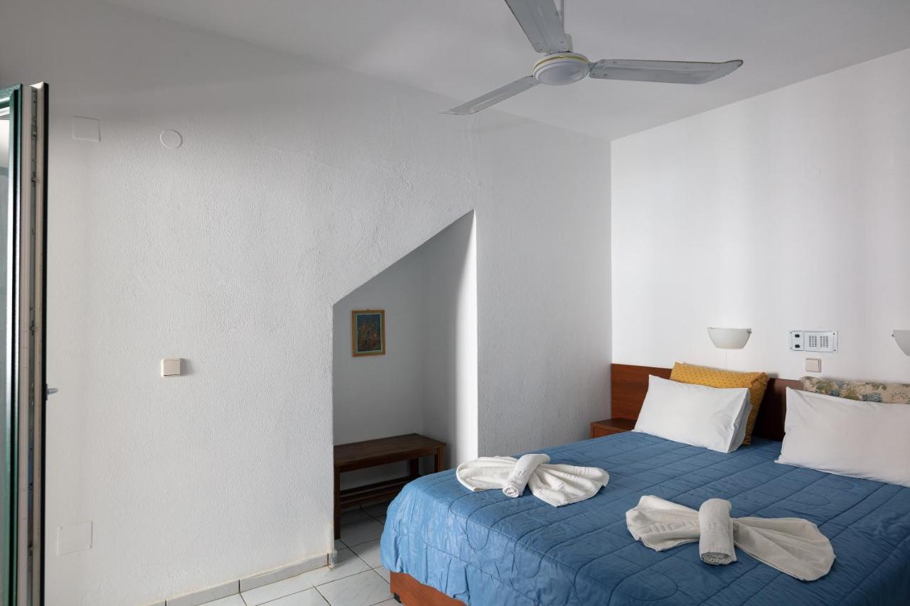 Konaki Studios & Panormos (Crete)