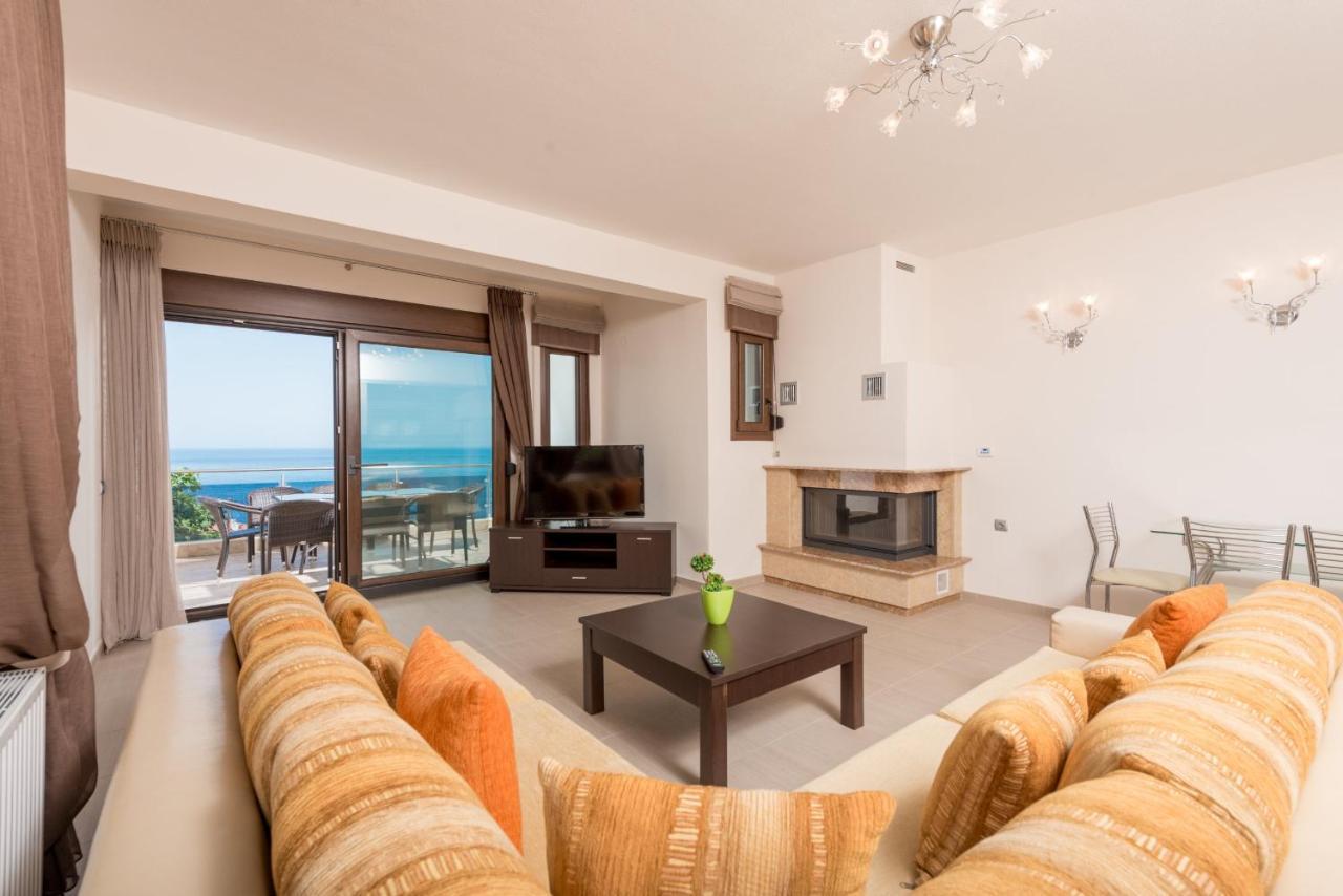 Mond Sea View Koinira