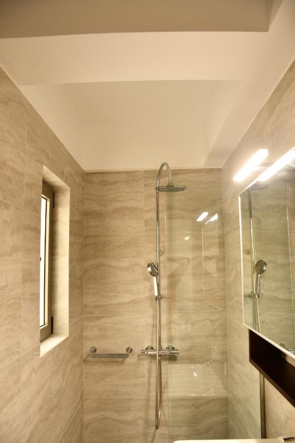 Apartment Spacious & Minimal Near Airport Peania Coniann Filoxenia