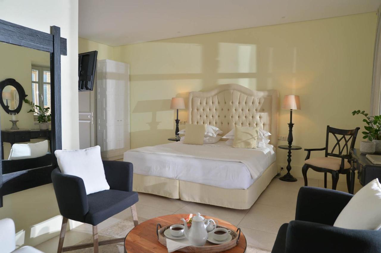 Akrolithi Boutique & Hotel