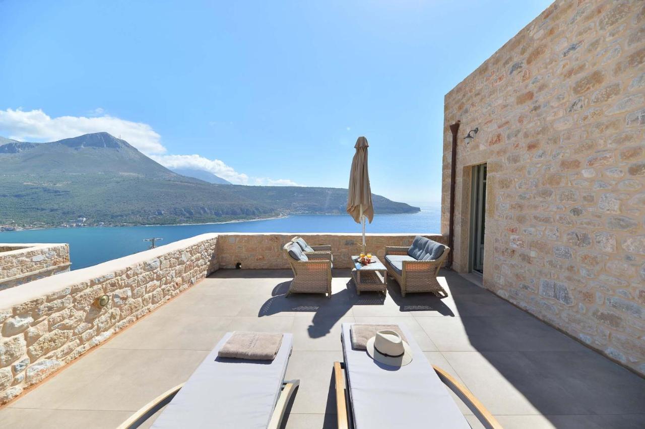 Akrolithi Boutique & Hotel